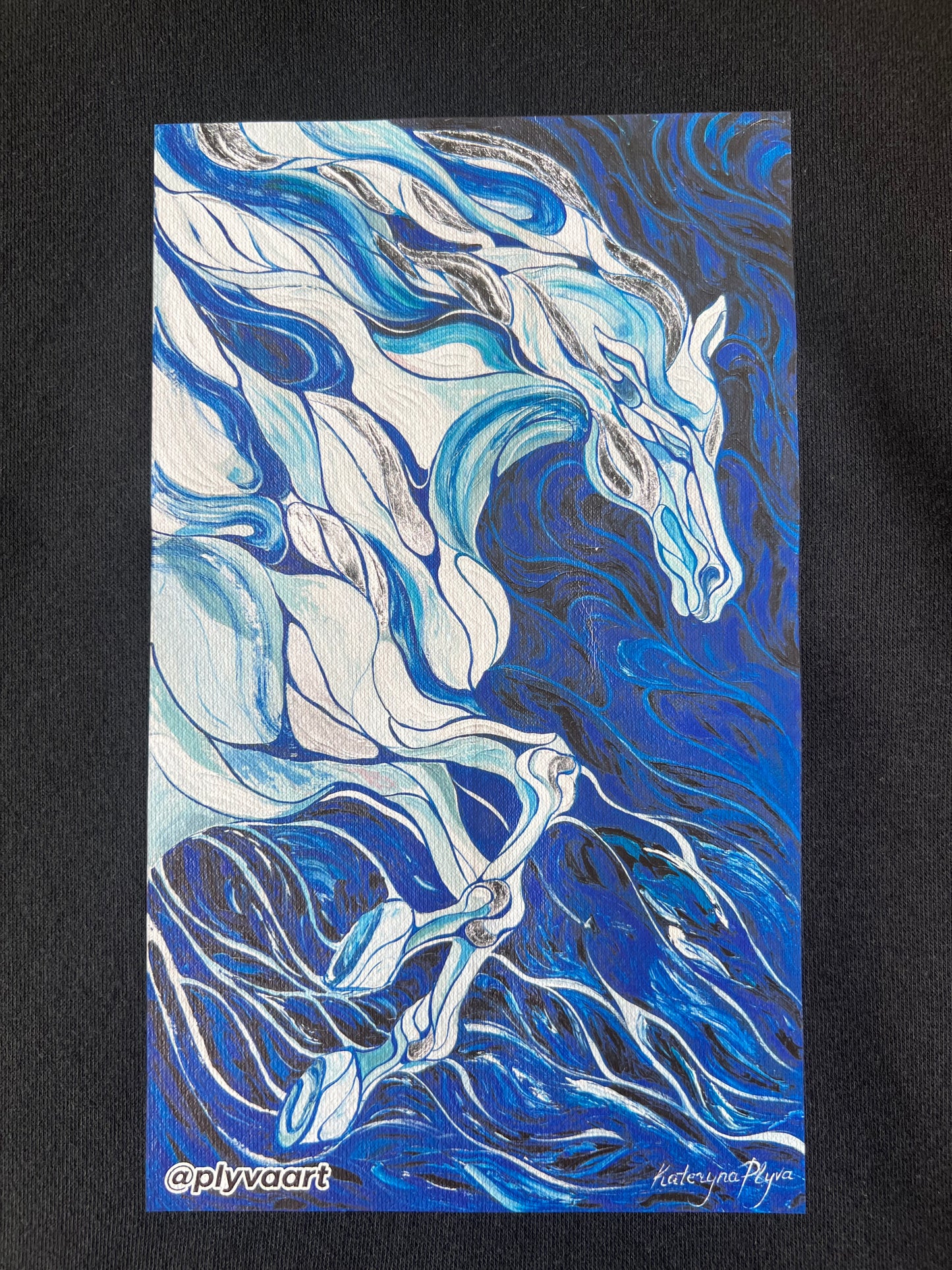 Hoodie "Midnight Majesty"